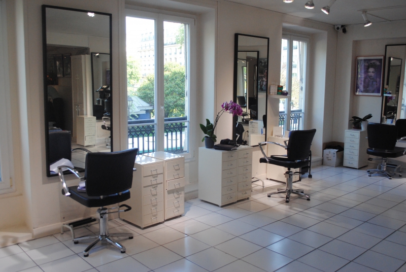 salon-coiffure-LA FARLEDE-min_floor-home-office-property-living-room-room-781228-pxhere.com